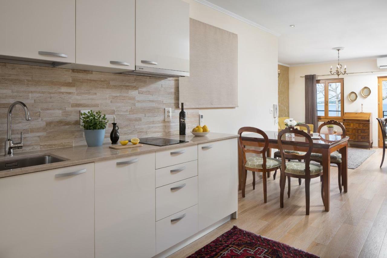 Valdibora Sea View Residence Ровинь Экстерьер фото